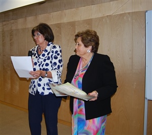 Maria Luisa Tejerina agradece la entrega de medallas a socios e instituciones de Sevilla